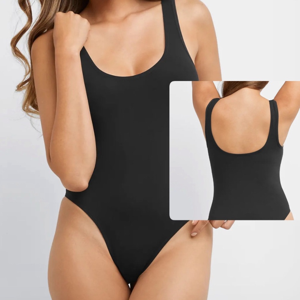MAIDENFORM Smoothing Seamless Bodysuit NWOT
